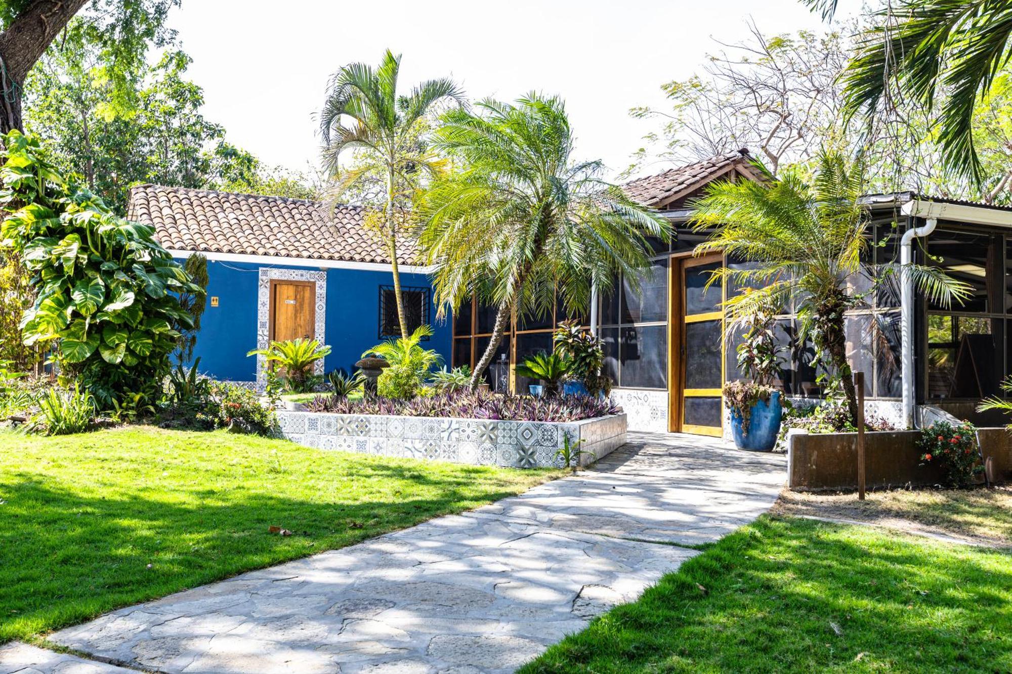Xalli Beach Hotel Altagracia Exterior photo